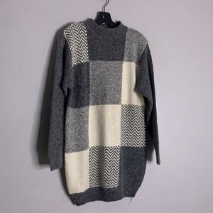 Vintage SEGUE Grey mixed print square mock neck tunic sweater small silk angora